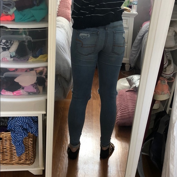 American Eagle Super Skinny Jeans - Picture 2 of 2